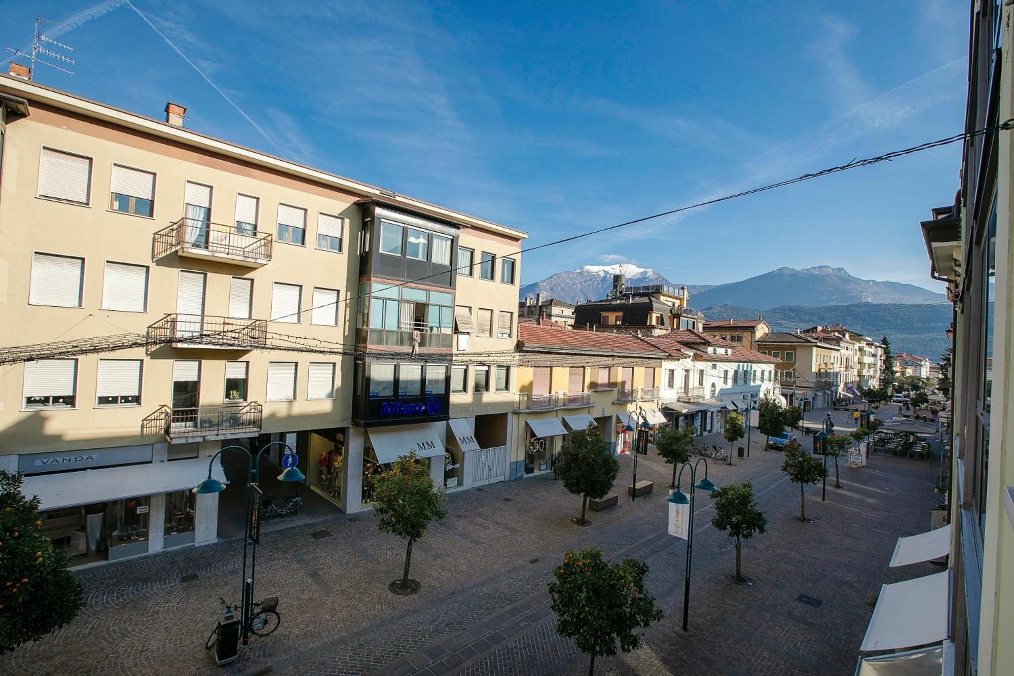 Riva Centro Apartment Esterno foto